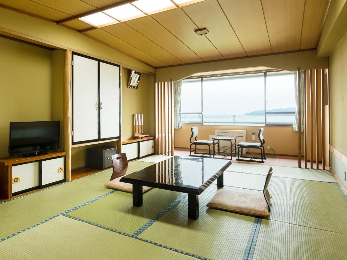 Hotel Omiya Miyako  Buitenkant foto